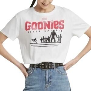 GOONIES Never Say Die White T-Shirt Top Size XL New without Tag
